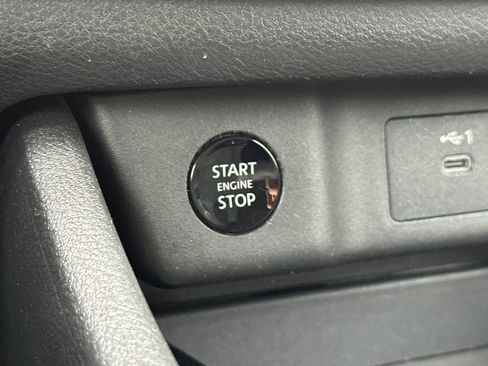 Certified 2024 Nissan Rogue S image 22