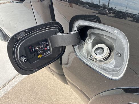 Used 2025 RAM 1500 Laramie w/ Sport Appearance Package image 19