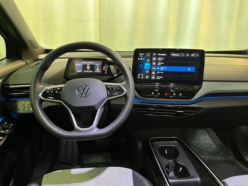 Used 2023 Volkswagen ID.4 Pro image 17