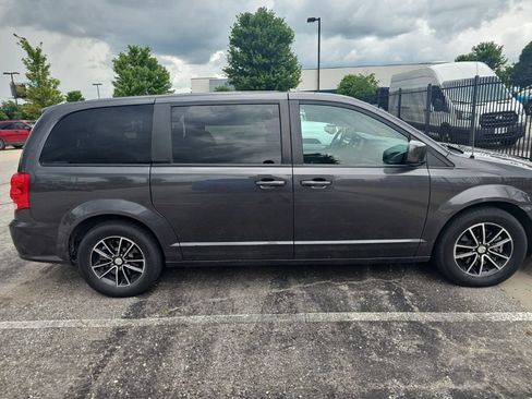 Used 2018 Dodge Grand Caravan GT FWD image 4
