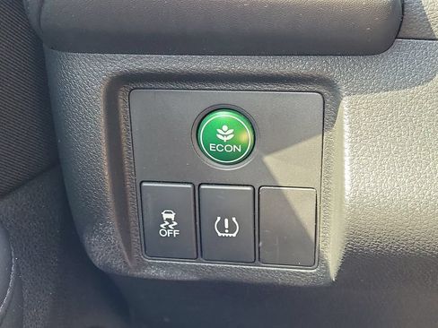 Used 2018 Honda HR-V EX image 23