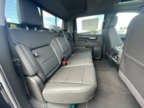 New 2026 GMC Sierra 1500 SLT w/ SLT Premium Plus Package image 30