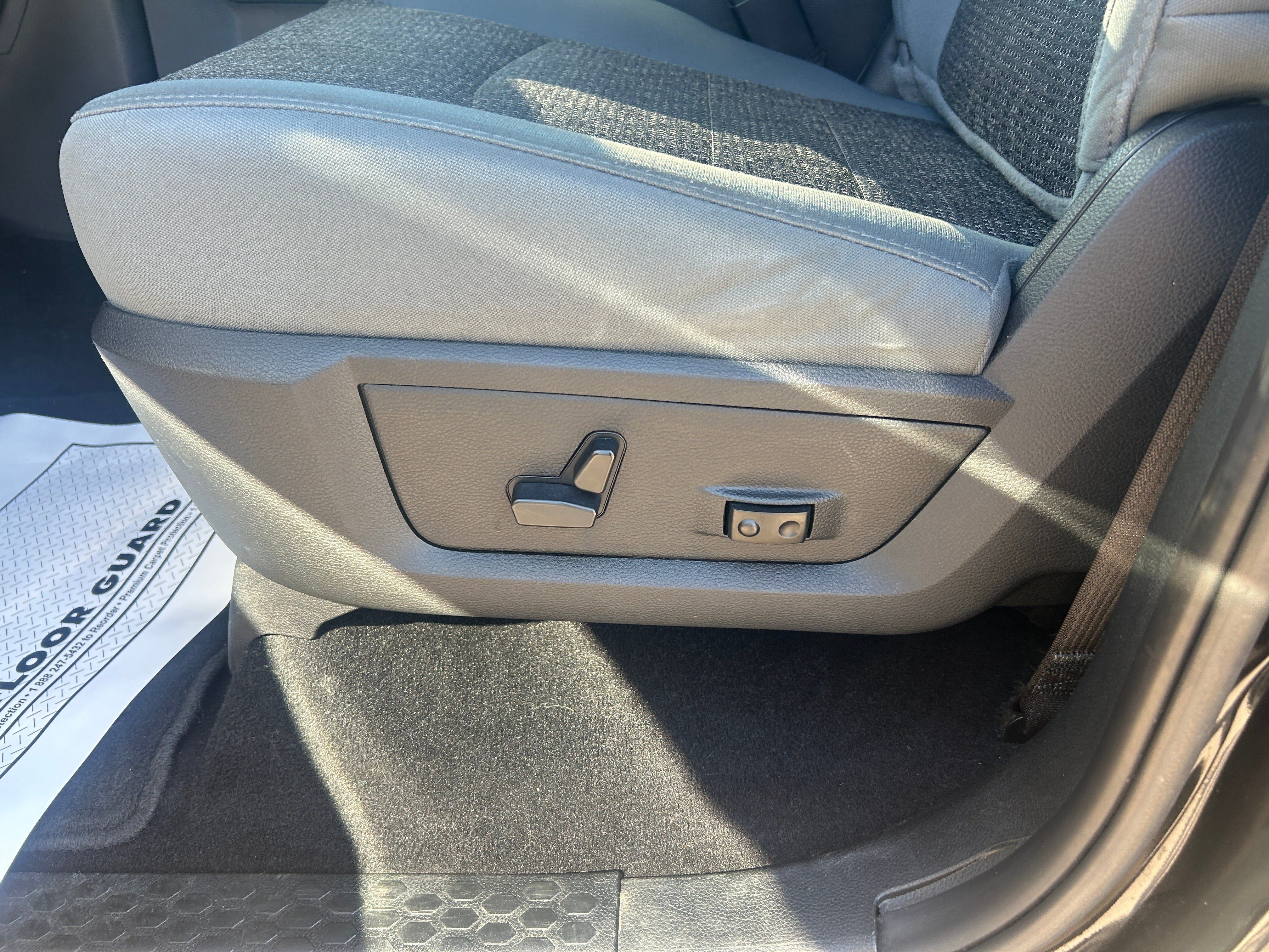 Used 2018 RAM 1500 Big Horn AWD/4WD image 17