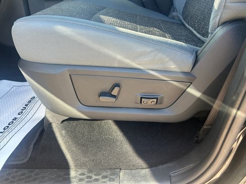 Used 2018 RAM 1500 Big Horn AWD/4WD image 17