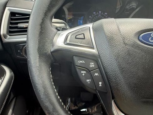 Used 2020 Ford Edge SEL w/ Convenience Package AWD/4WD image 15