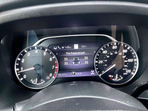 Used 2020 Nissan Titan SV w/ SV Convenience Package image 24