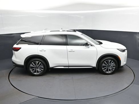 Certified 2026 INFINITI QX60 Luxe w/ Cargo Package FWD image 36