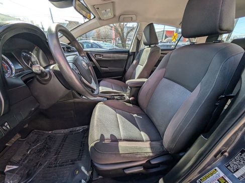 Used 2017 Toyota Corolla LE image 15