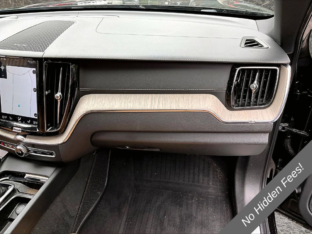Used 2019 Volvo XC60 T6 Inscription AWD/4WD image 14
