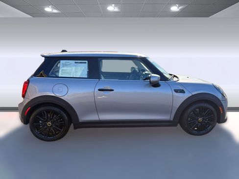 Certified 2024 MINI Cooper SE image 8