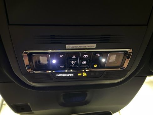 Used 2025 Lincoln Aviator Reserve image 27