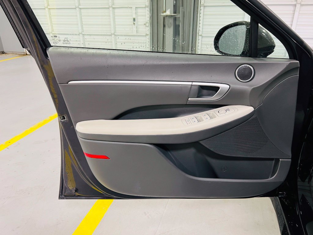 Used 2025 Hyundai Sonata SEL FWD image 26
