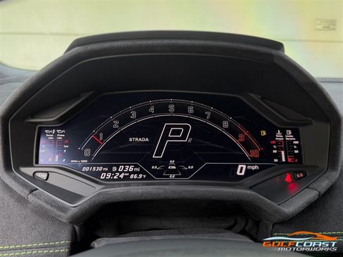 Used 2024 Lamborghini Huracan Tecnica RWD image 13