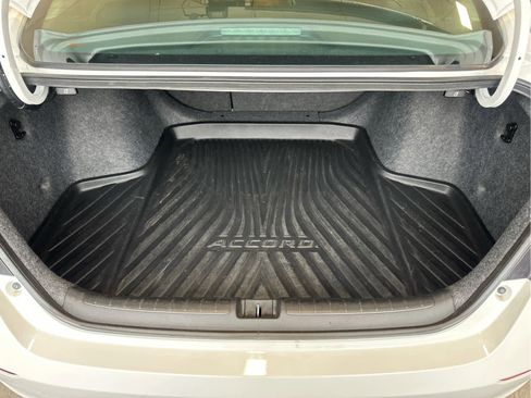 Used 2020 Honda Accord EX-L image 36