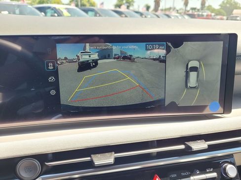 New 2025 Hyundai Tucson Limited image 9