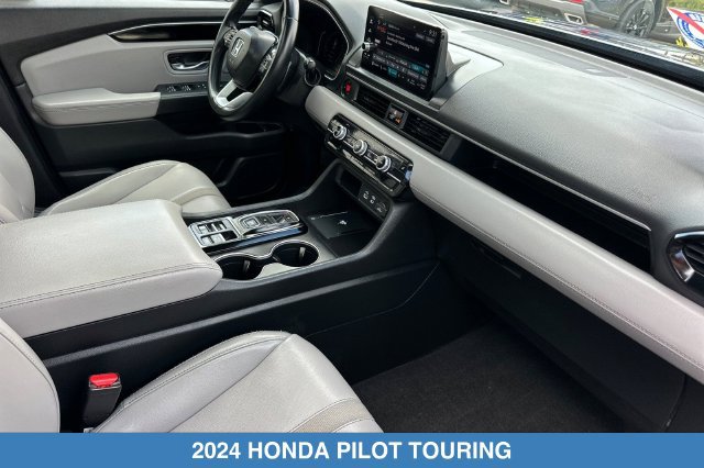 Certified 2024 Honda Pilot Touring image 20