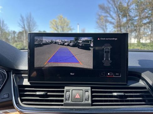 Used 2021 Audi Q5 2.0T Premium w/ Convenience Package image 24