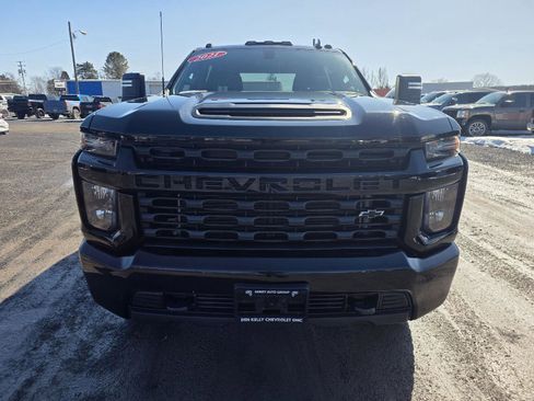 Used 2021 Chevrolet Silverado 2500 Custom w/ Custom Value Package image 15