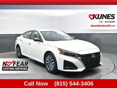 Used 2025 Nissan Altima 2.5 SV