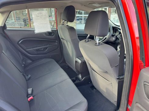 Used 2019 Ford Fiesta SE FWD image 29