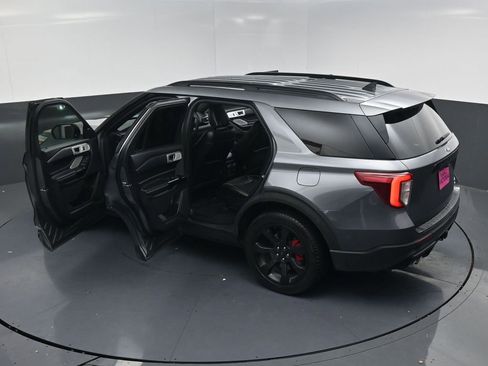 Used 2022 Ford Explorer ST w/ Equipment Group 401A image 19