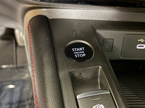 New 2026 Nissan Kicks SR image 23