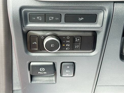 Used 2023 Ford F150 Raptor AWD/4WD image 10