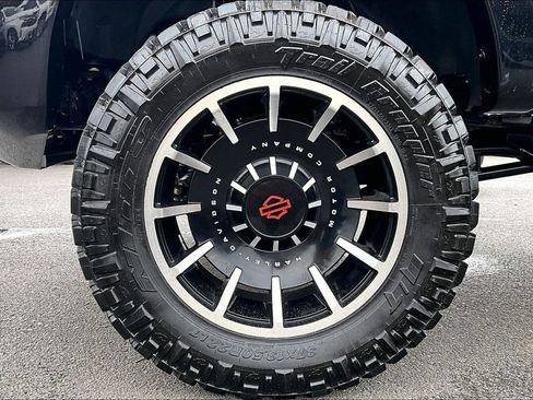Used 2021 Ford F250 Lariat w/ Lariat Ultimate Package AWD/4WD image 36