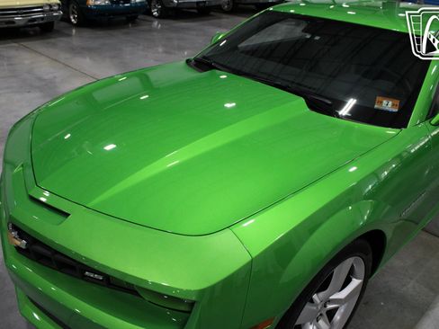 Used 2011 Chevrolet Camaro SS image 29