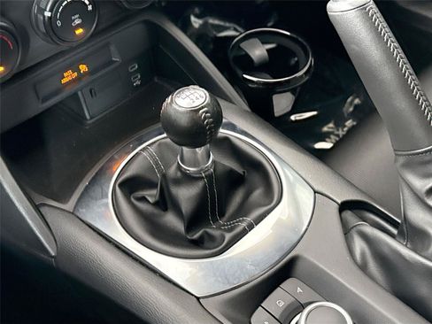 Certified 2024 MAZDA MX-5 Miata Sport RWD image 22