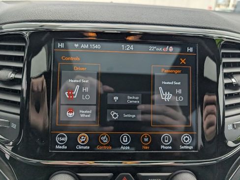 Used 2021 Jeep Grand Cherokee Limited image 5