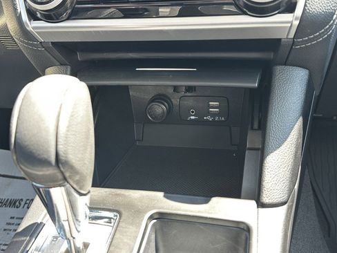 Used 2019 Subaru Legacy 2.5i Premium AWD/4WD image 33