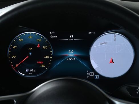 Used 2022 Mercedes-Benz GLC 300 4MATIC image 20