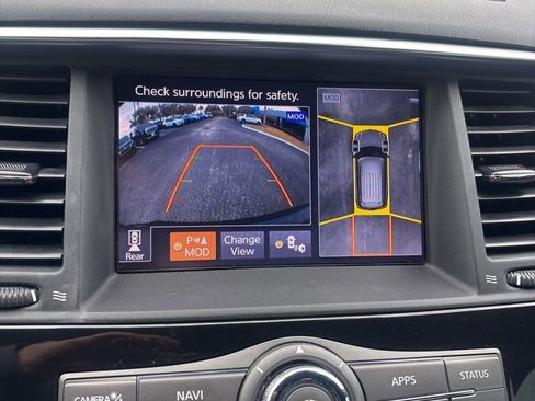 Used 2018 Nissan Armada Platinum w/ Captain Seat Package RWD image 11