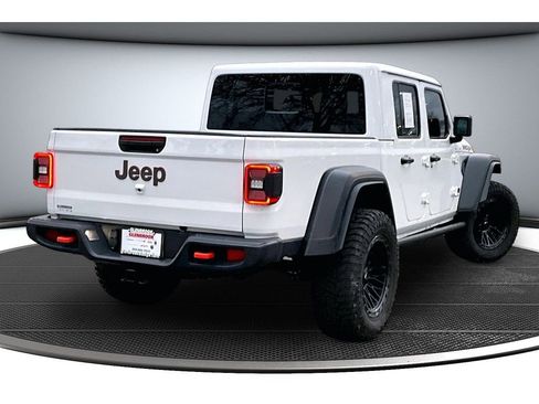 Certified 2025 Jeep Gladiator Mojave w/ Safety Group AWD/4WD image 14