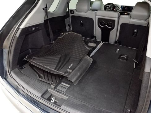 Certified 2025 Acura MDX SH-AWD w/ Technology Package image 37
