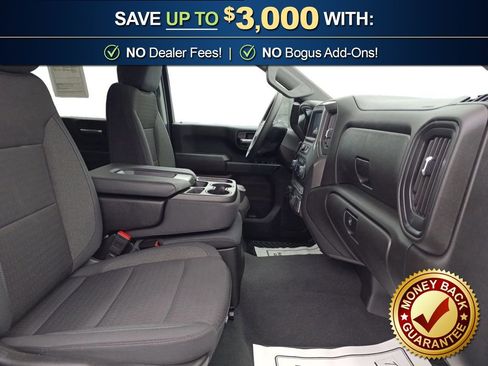 Used 2025 Chevrolet Silverado 2500 Custom w/ Custom Value Package image 21