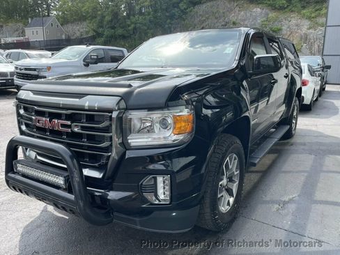 Used 2022 GMC Canyon AT4 w/ Trailering Package AWD/4WD image 4