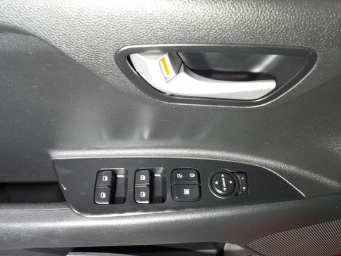 Used 2022 Kia Rio S image 8