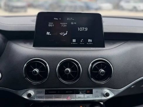 Used 2020 Kia Stinger GT-Line w/ Sun & Sound Package RWD image 15