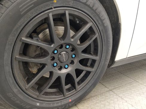 Used 2018 Ford Focus SE FWD image 31