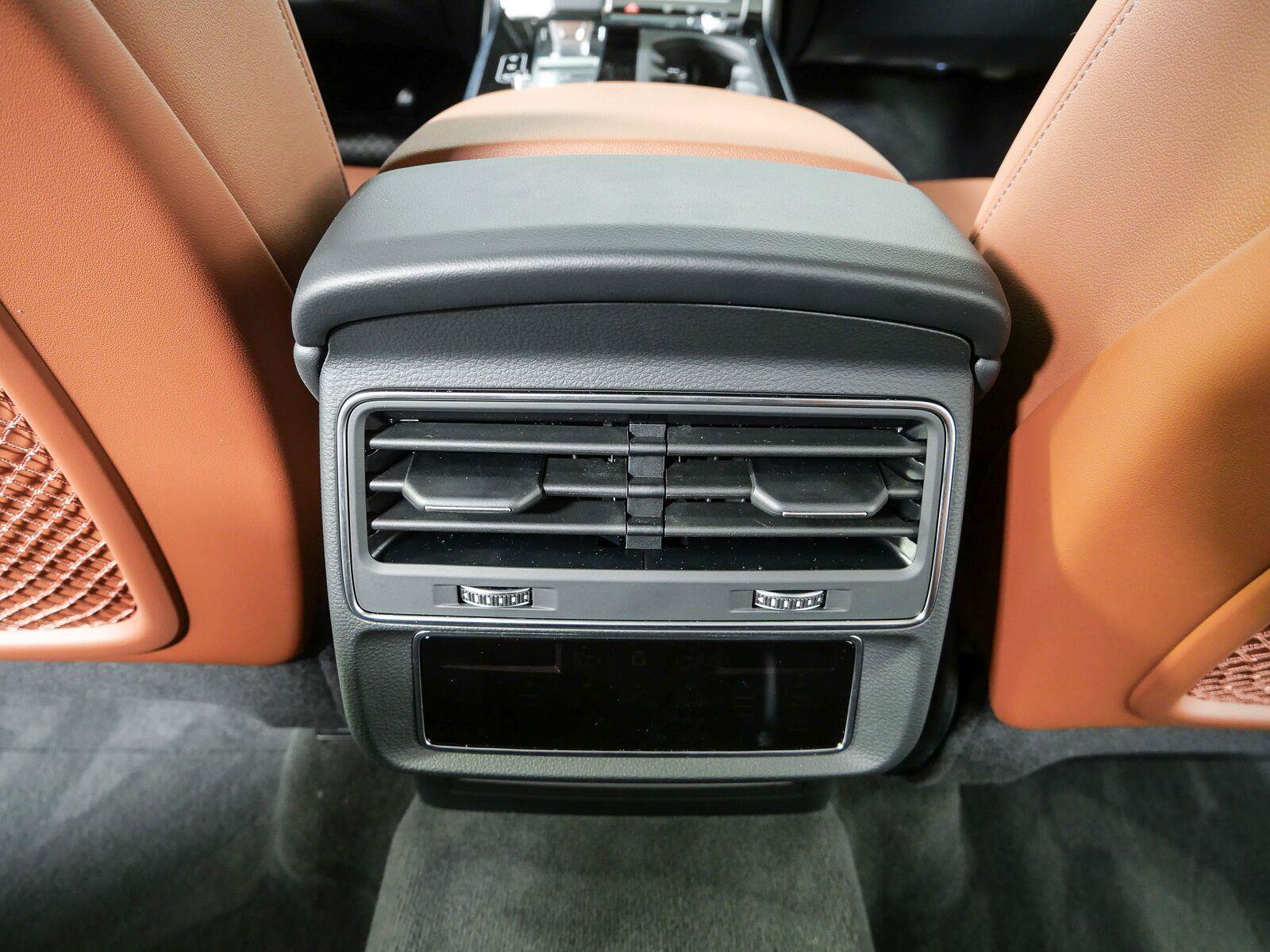 Used 2026 Audi Q7 Premium Plus AWD/4WD image 22
