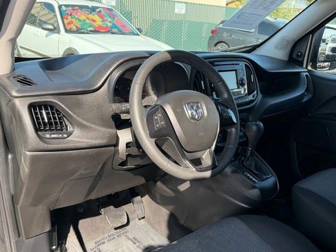 Used 2022 RAM ProMaster City Wagon image 23