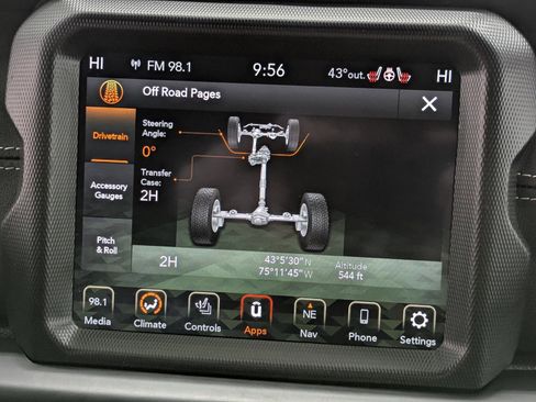 Used 2022 Jeep Wrangler Unlimited Sahara w/ Cold Weather Group image 10