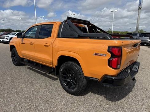 New 2026 Chevrolet Colorado Z71 w/ Midnight Edition AWD/4WD image 7