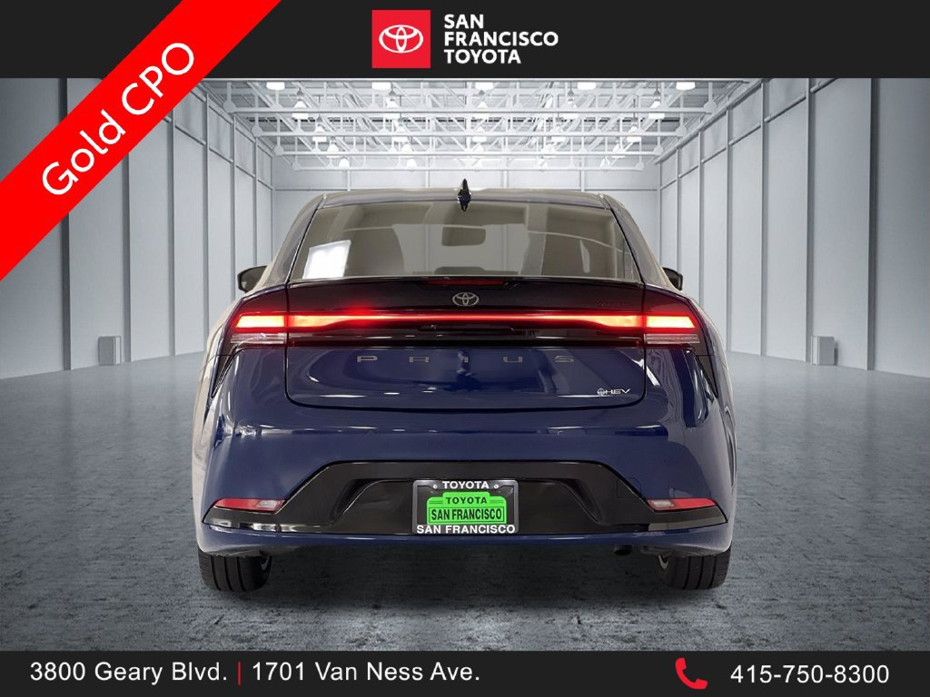 Certified 2027 Toyota Prius XLE FWD image 4