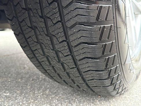 Used 2021 Ford Explorer XLT w/ Class III Trailer Tow Package image 7