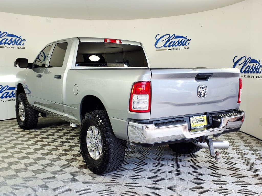 Used 2019 RAM 2500 Tradesman AWD/4WD image 2