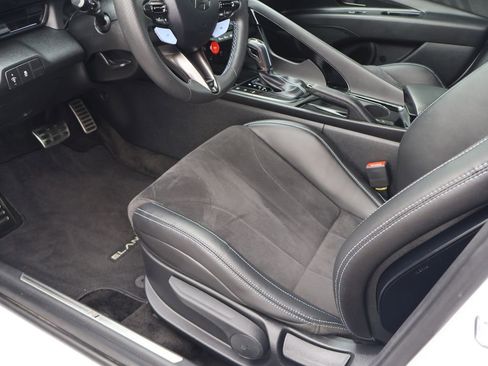 Used 2025 Hyundai Elantra N image 23