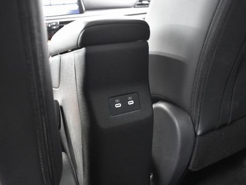 Certified 2025 Nissan Kicks SR image 29